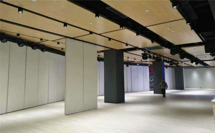 西藏硬木企口體育木地板價格