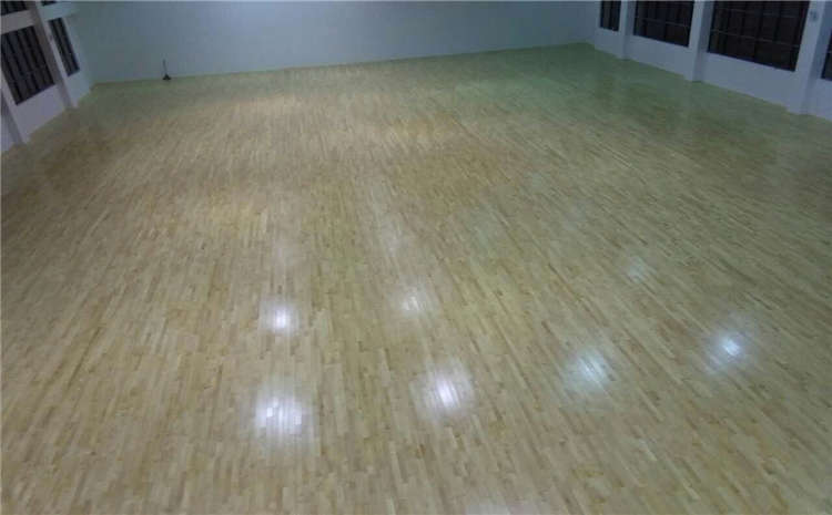 廣東楓木實(shí)木運(yùn)動(dòng)地板廠家有哪些