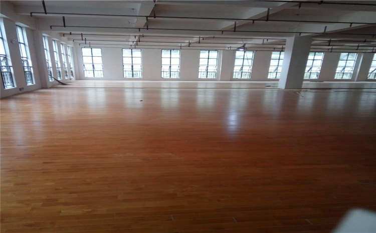 寧夏柞木體育木地板厚度