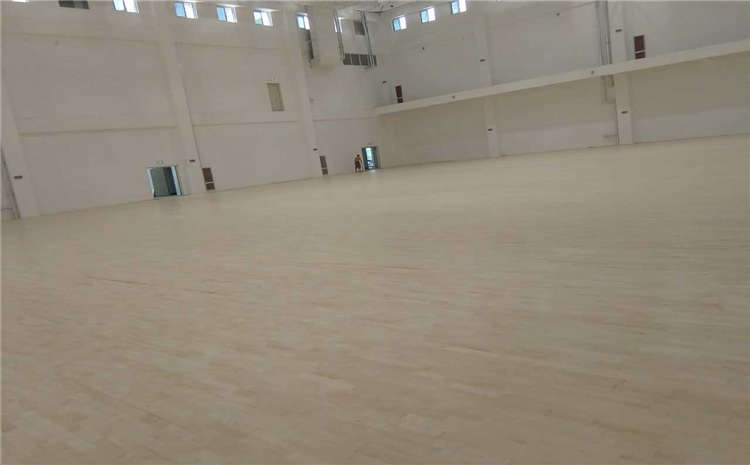 俄勒岡松木地板籃球館廠(chǎng)家哪家好？