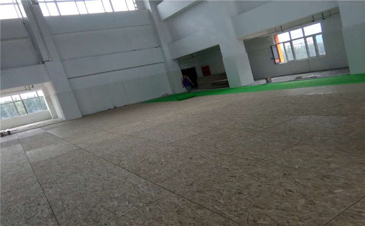 20厚運(yùn)動木地板廠家去哪找？