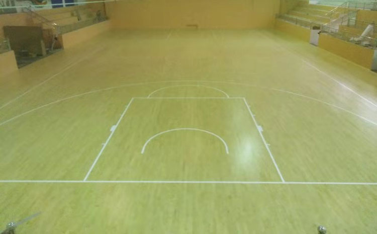 楓樺木體育木地板打磨翻新