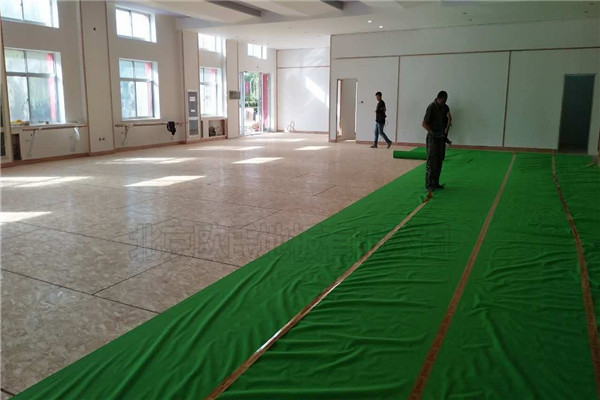 �����Ќ���Ԫ�i�I(y��)�赸ľ�ذ�ɹ�����